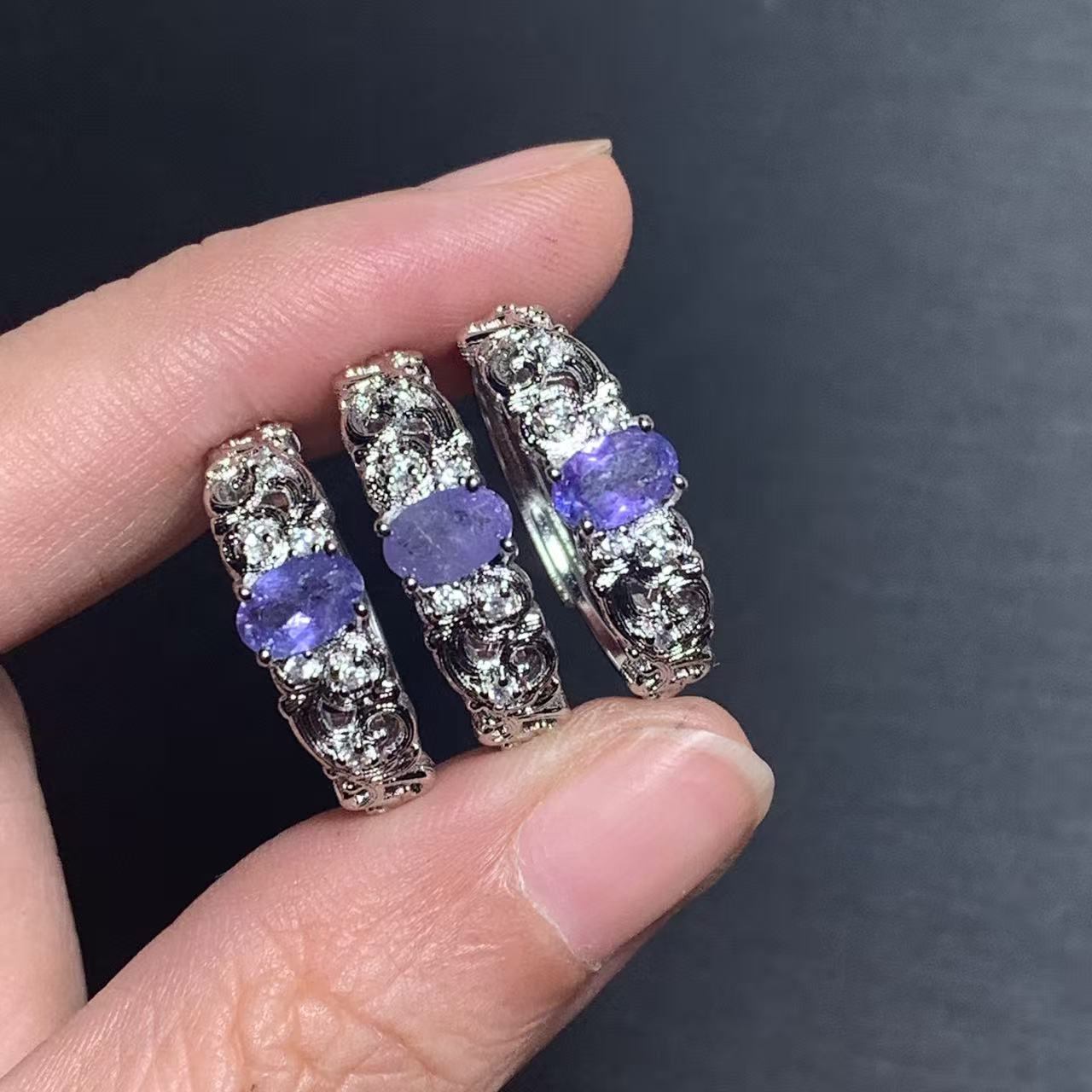 Кольцо с натуральным танзанито – обзор и цена Body Jewelry Wholesale