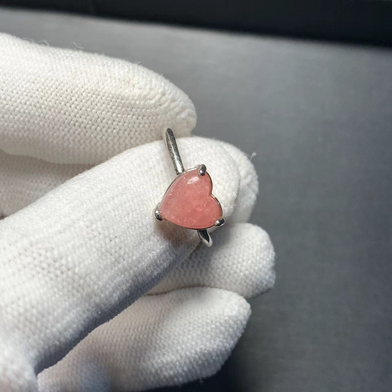 Кольцо с натуральным родохрози – обзор и цена Body Jewelry Wholesale